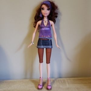 Chelsea Boho Chic doll